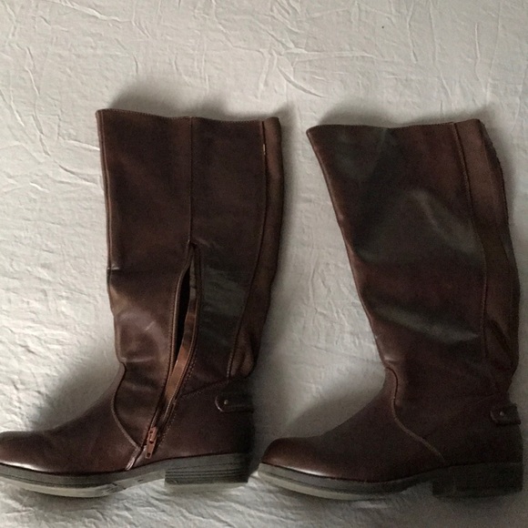 Wide Calf Boots - Picture 2 of 2